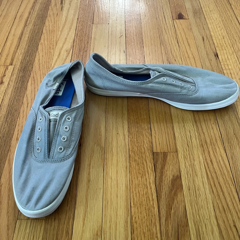 Keds tennis shoes NWOT